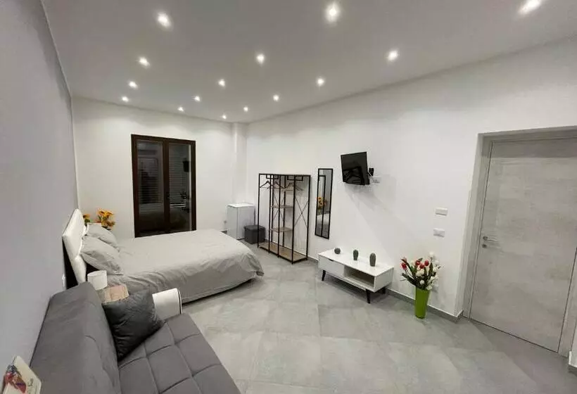 پانسیون Baron’s Suites