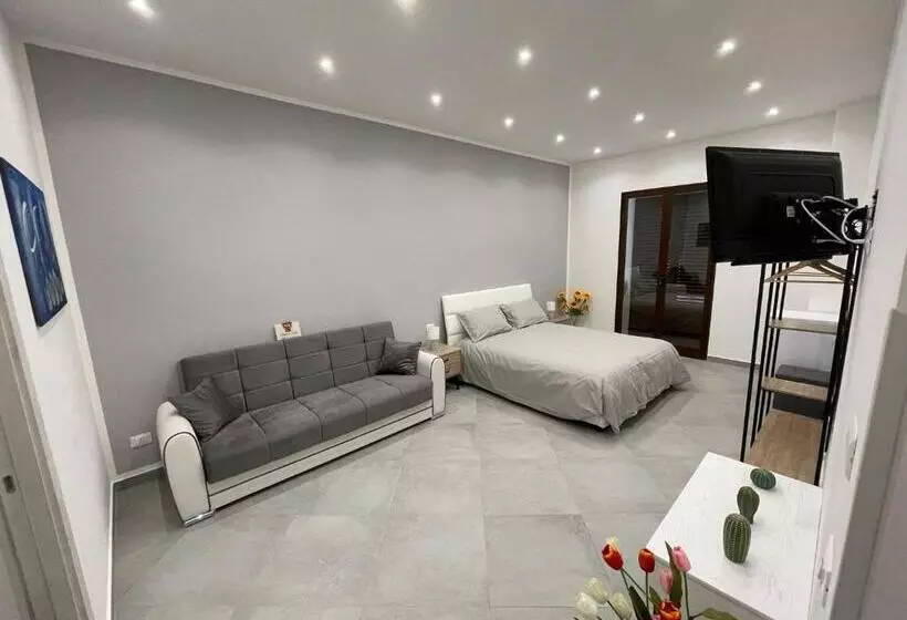 پانسیون Baron’s Suites