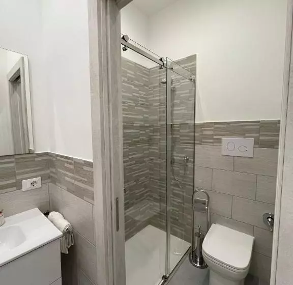 پانسیون Baron’s Suites