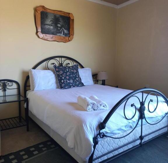 بنسيون Kwa Flats Emaweni