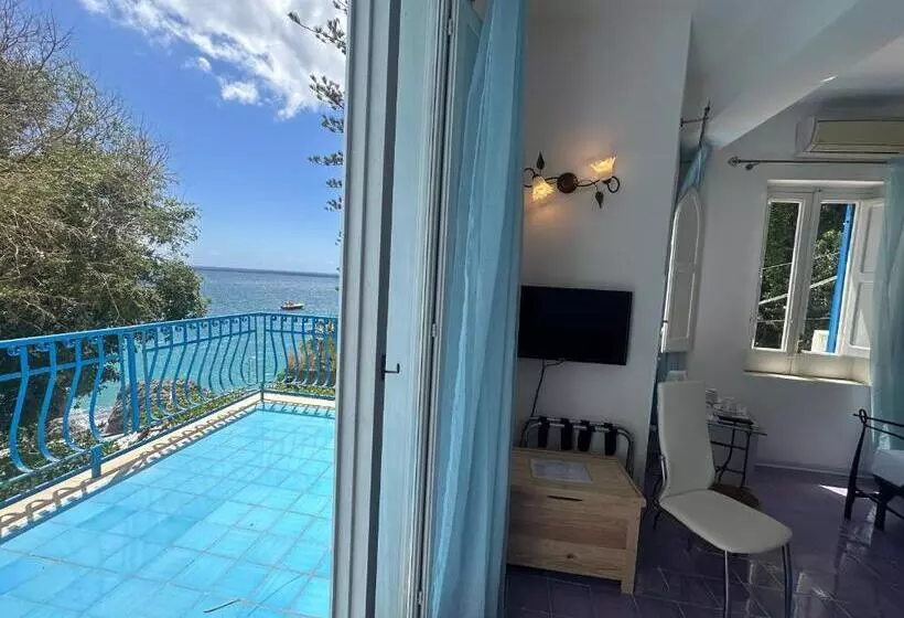 ペンション Rada Azzurra