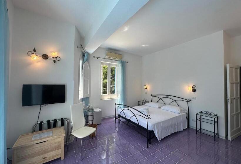 ペンション Rada Azzurra