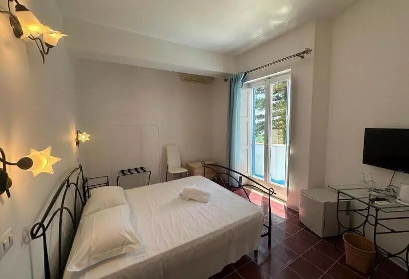 ペンション Rada Azzurra