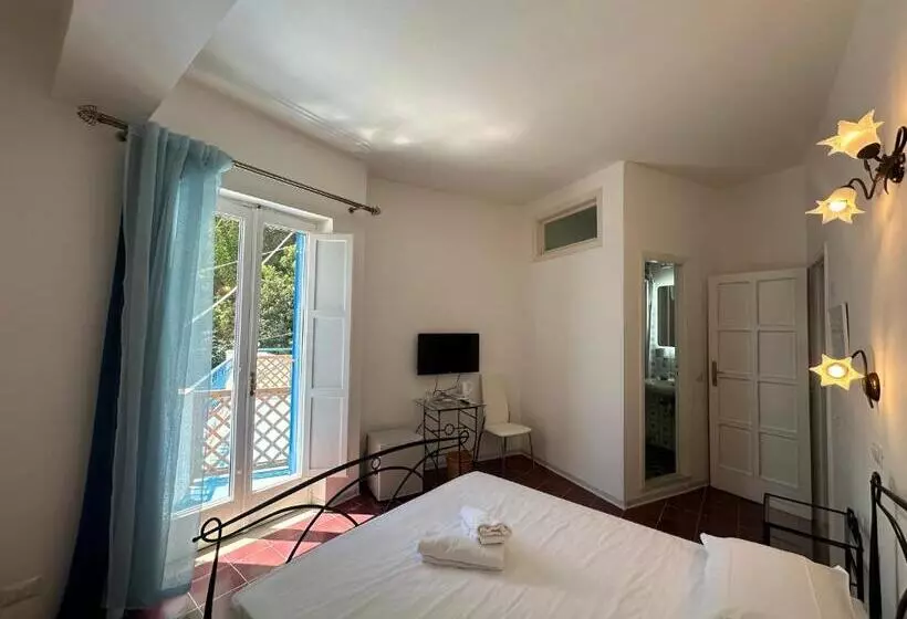 ペンション Rada Azzurra