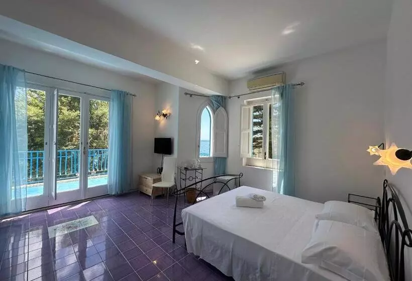 ペンション Rada Azzurra