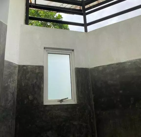 Majatalo The Beach Talpe