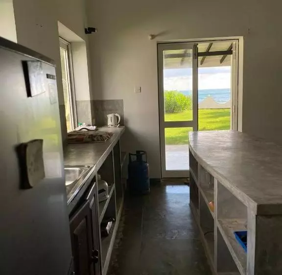 Majatalo The Beach Talpe