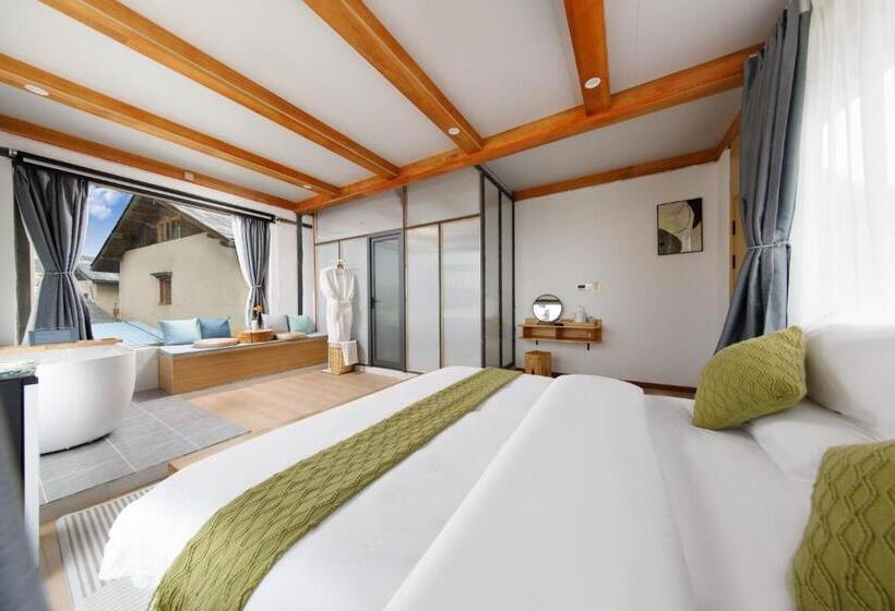 ベッドアンドブレックファースト Shangri La Jiangyue Beiting Boutique Homestay