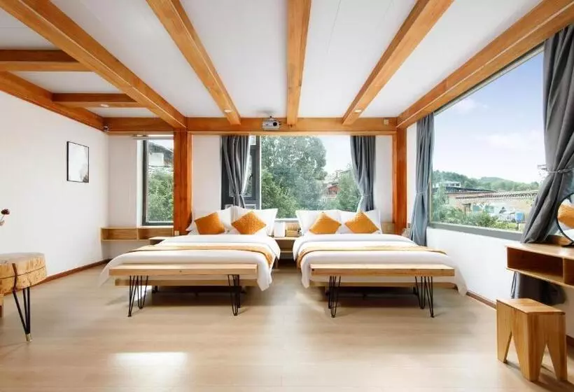 ベッドアンドブレックファースト Shangri La Jiangyue Beiting Boutique Homestay
