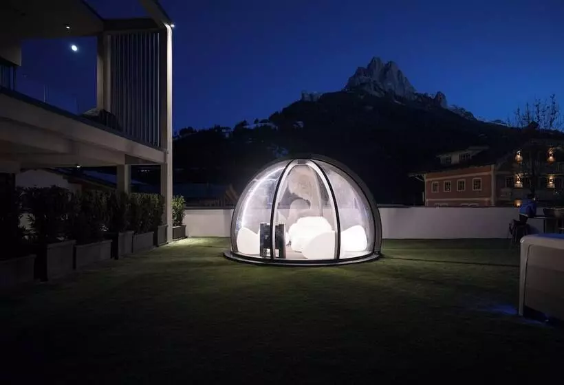 Aamiaismajoitus (B&B) Dolomiti Exclusive Your Mountain Suite