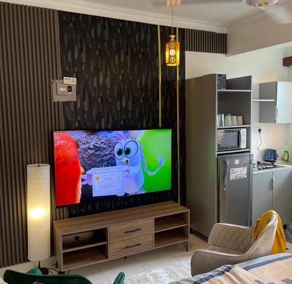 تختخواب و صبحانه The 204