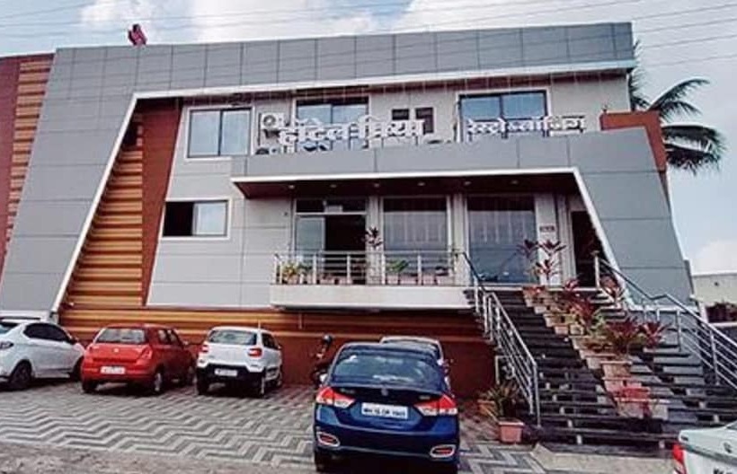 Fabhotel Priya Lodging