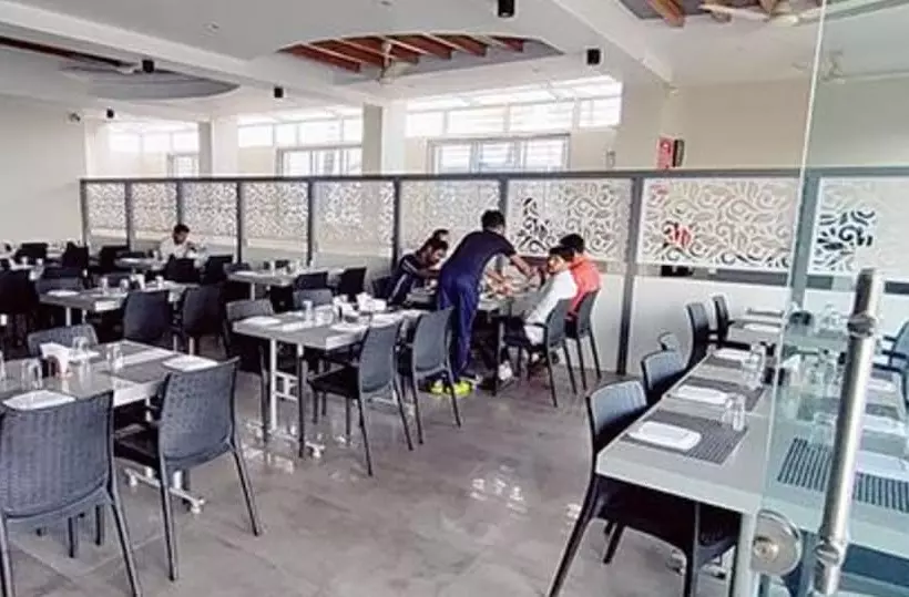 Fabhotel Priya Lodging