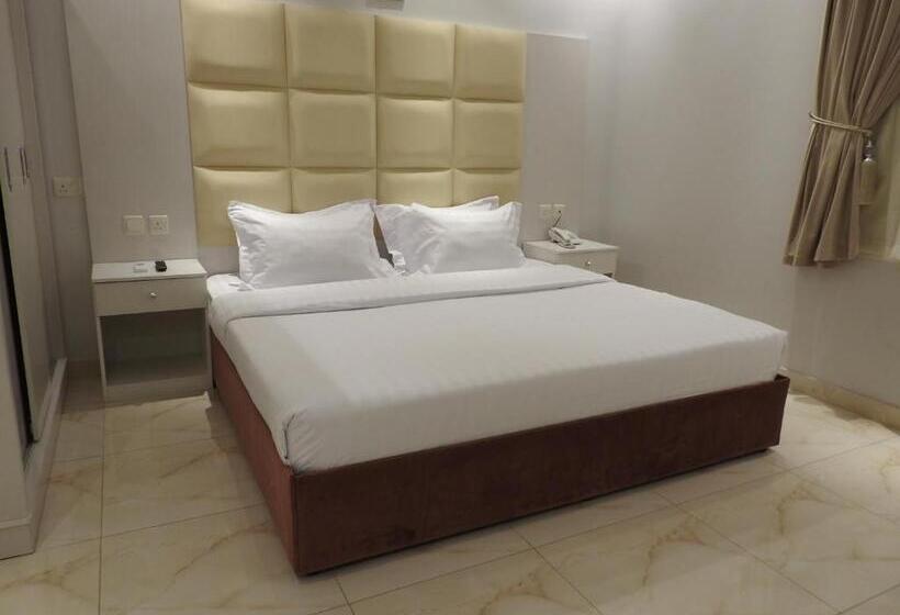 Hotelli نيو العرين بارك أبها