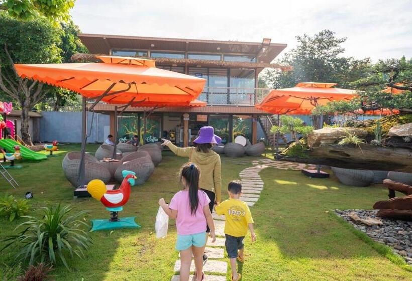 هتل Apple House & Coffee