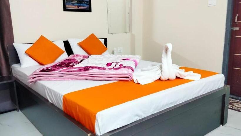 Hotel Dooars Nature Cent Resort