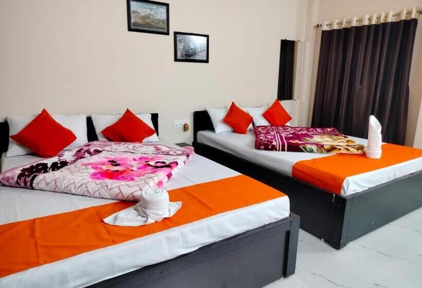 Hotel Dooars Nature Cent Resort