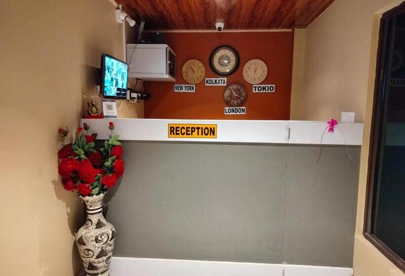 Hotel Dooars Nature Cent Resort