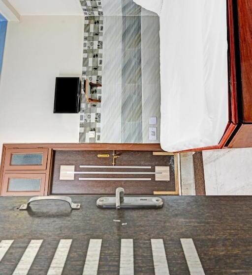 هتل Evergreen Residency , Bhopal