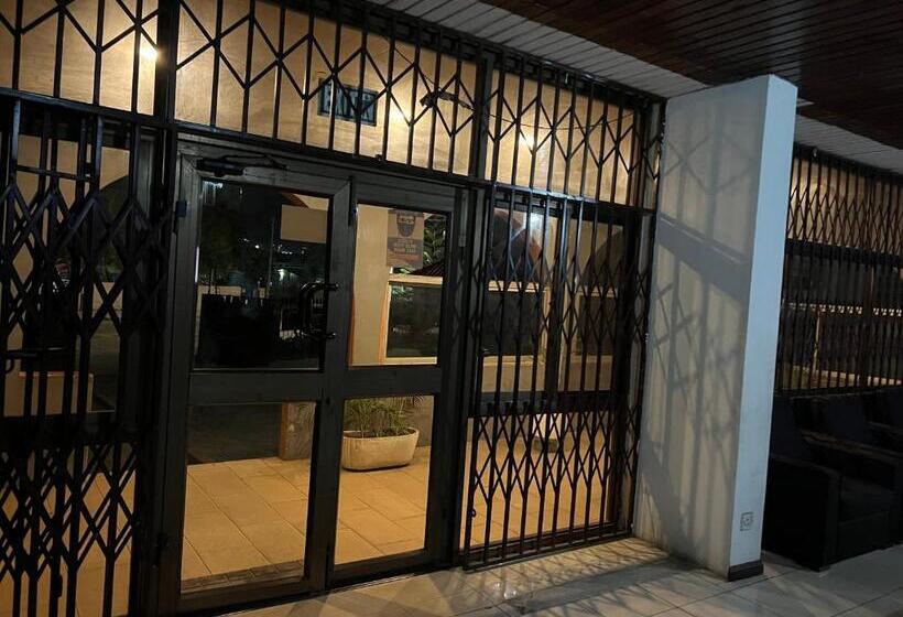 ホテル Friends Club