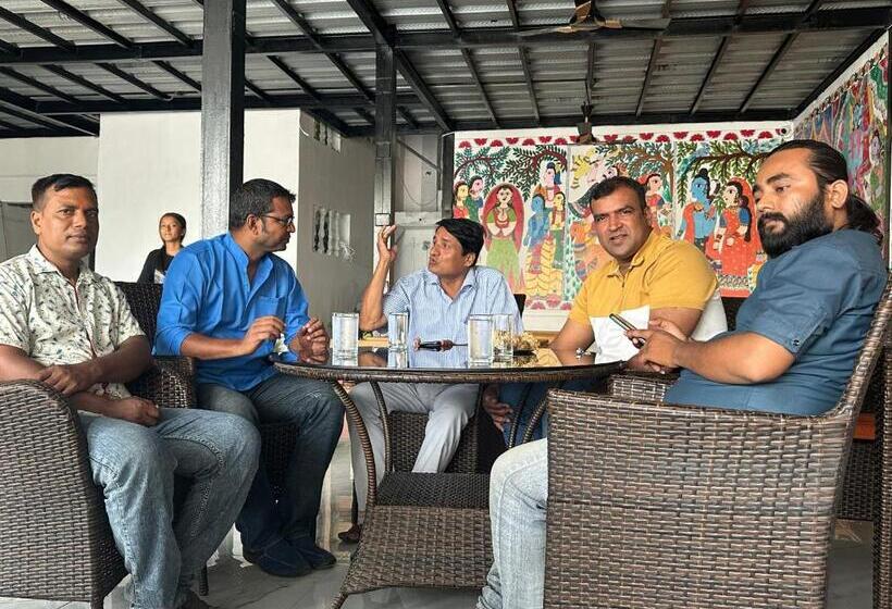 هتل Mithila Thali By Chef Santosh Shah