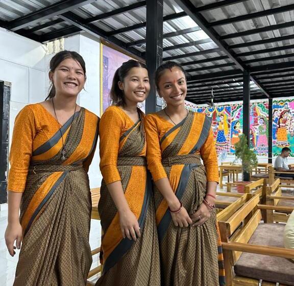 هتل Mithila Thali By Chef Santosh Shah