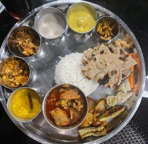 هتل Mithila Thali By Chef Santosh Shah