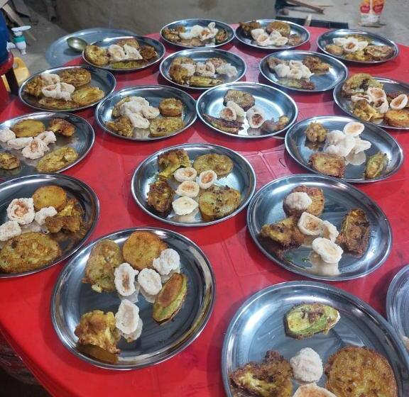 هتل Mithila Thali By Chef Santosh Shah