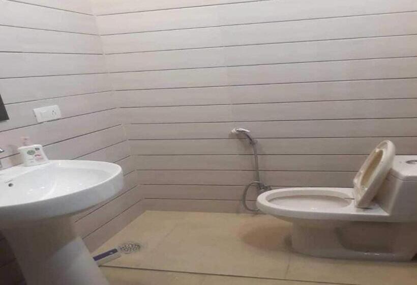 Hotel Oyo Shree Hari Guest House