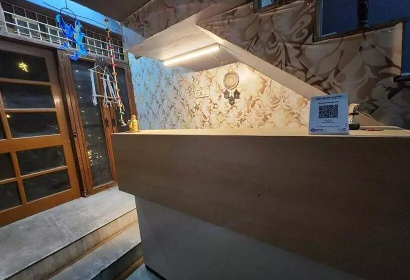 Hotelli Oyo Shree Hari Guest House
