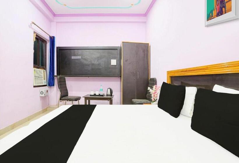 Hotelli Oyo The Royal Palace