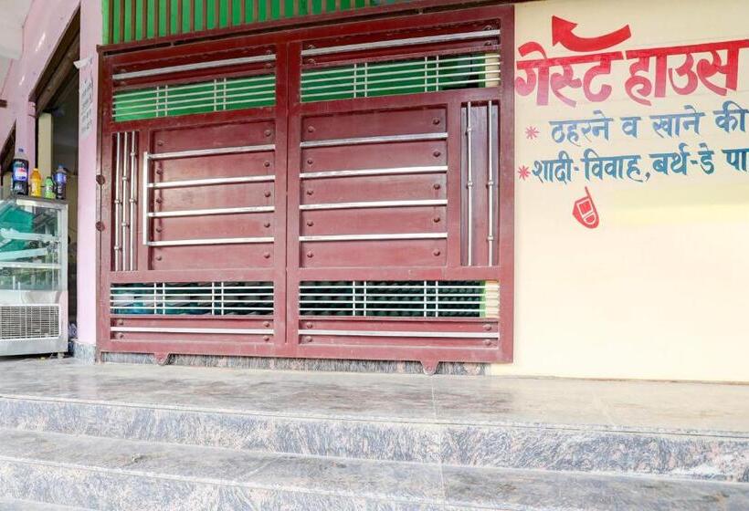 Hotelli Oyo The Royal Palace