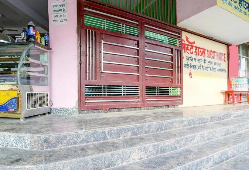 Hotelli Oyo The Royal Palace