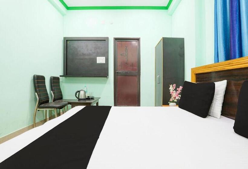 Hotelli Oyo The Royal Palace