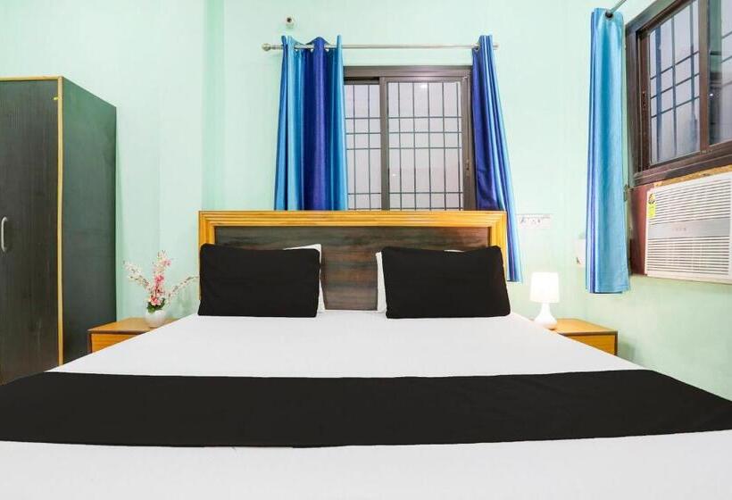 Hotelli Oyo The Royal Palace