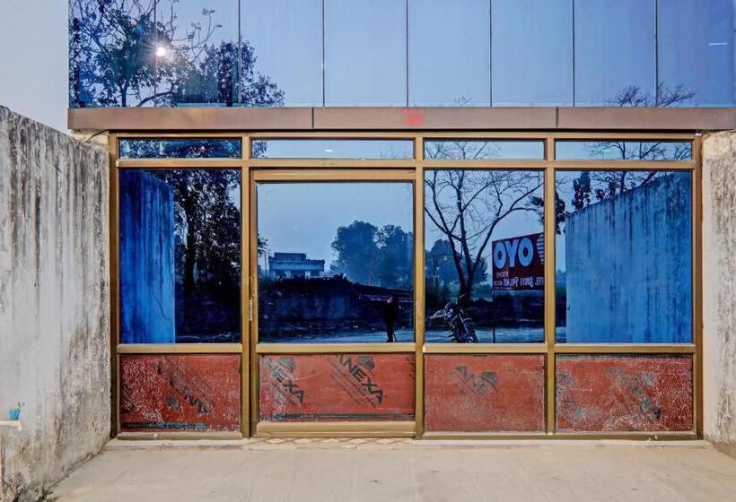 Oyo Hotel Surya Palace