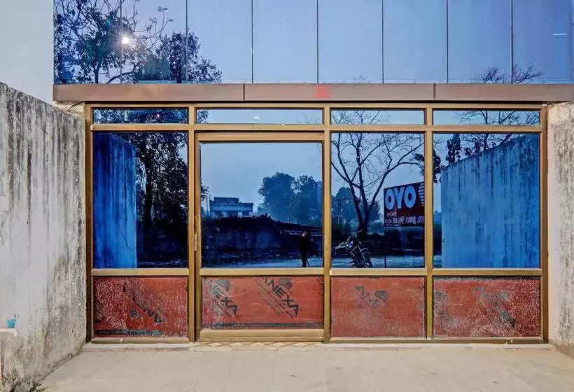 Oyo Hotel Surya Palace