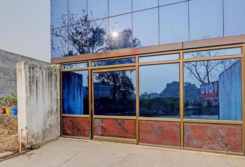 Oyo Hotel Surya Palace