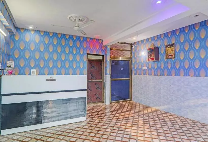 Oyo Hotel Surya Palace
