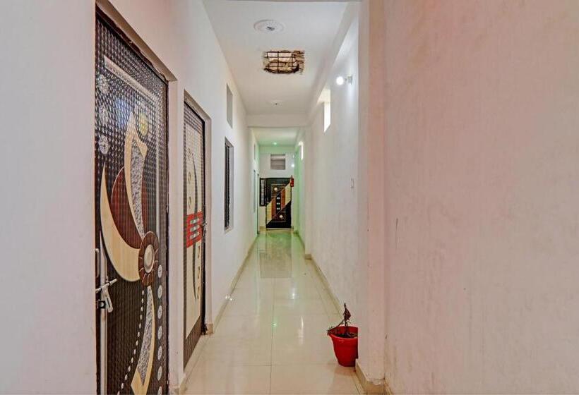 Oyo Hotel Surya Palace