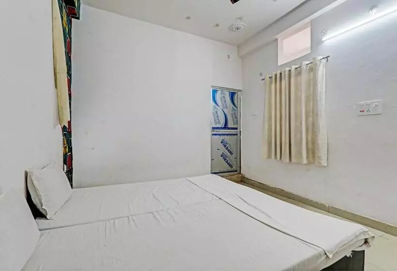 Oyo Hotel Surya Palace