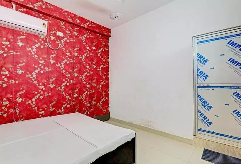 Oyo Hotel Surya Palace