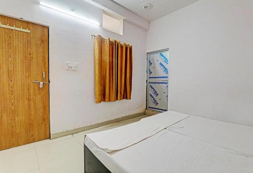 Oyo Hotel Surya Palace