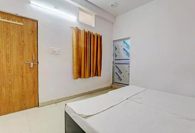 Oyo Hotel Surya Palace