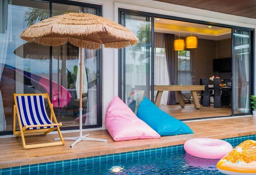 Pansiyon นวินดาพูลวิลล่า