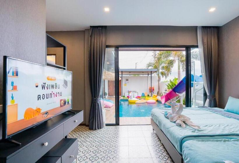 Pansiyon นวินดาพูลวิลล่า