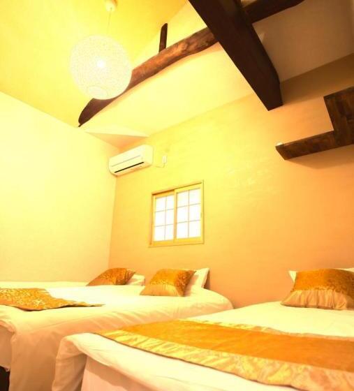 פנסיון 静響の宿2階