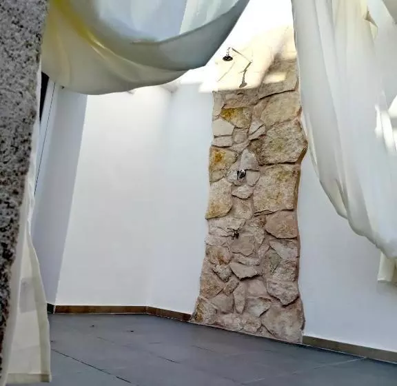 پانسیون Dimora Pietramore