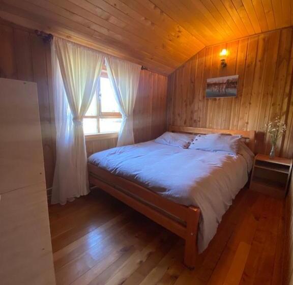 ペンション La Cantaría Hostal & Restobar