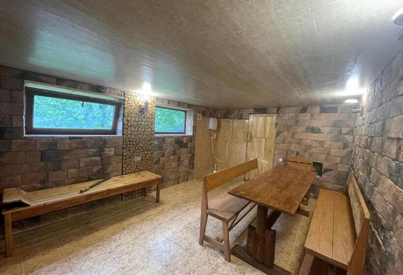 Pensjonat Vahagnadzor Guest House